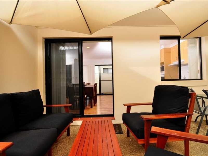 21A/64 GILSTON RD, Nerang QLD 4211