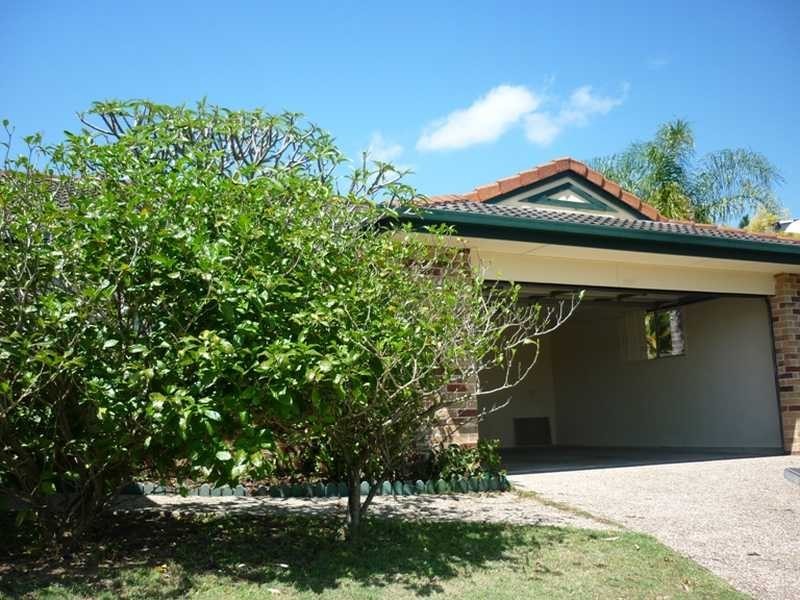 29 Whipbird Ct, Burleigh Waters QLD 4220