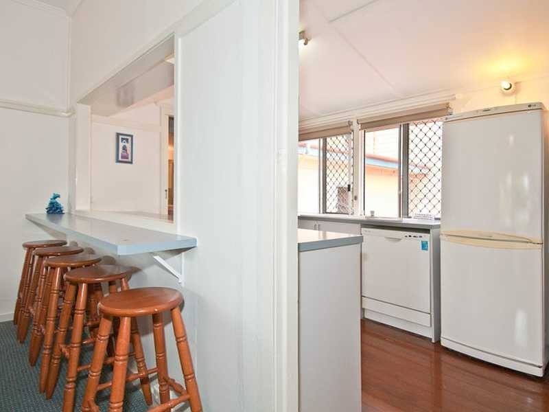 6/1796 Gold Coast Highway, Burleigh Heads QLD 4220