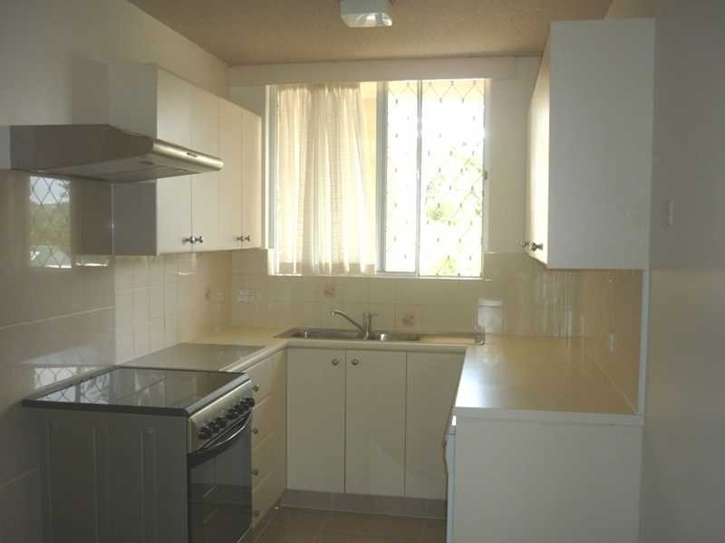 27/22 Goodwin Tce, Burleigh Heads QLD 4220