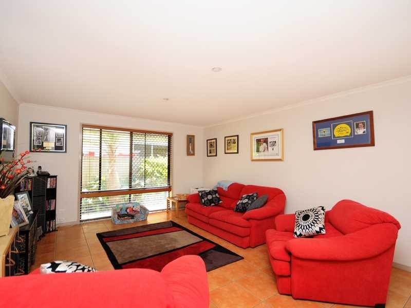 10 Fulmar Place, Burleigh Waters QLD 4220