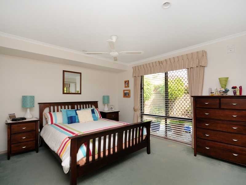 10 Fulmar Place, Burleigh Waters QLD 4220