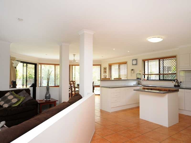 10 Fulmar Place, Burleigh Waters QLD 4220