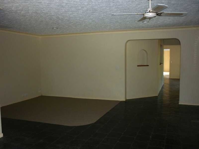 23 Narrabri Crt, Gaven QLD 4211