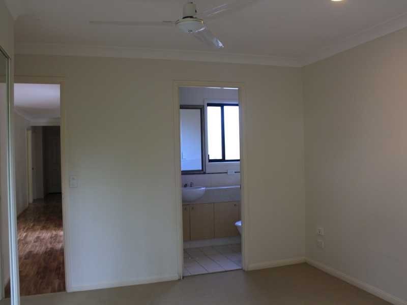 23A/64 Gilston Rd, Nerang QLD 4211