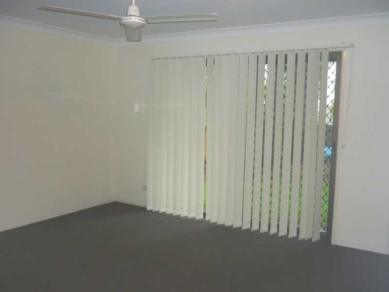 37 Kingsway, Molendinar QLD 4214