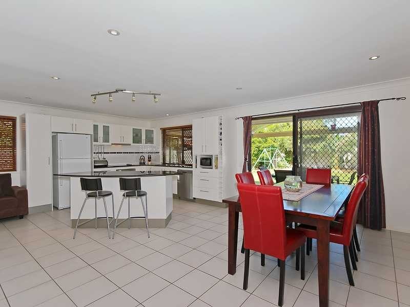 12 Coachwood Crt, Burleigh Waters QLD 4220