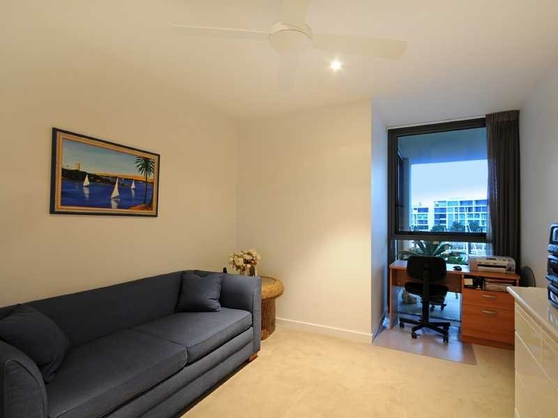 3302/323 Bayview Street, Hollywell QLD 4216