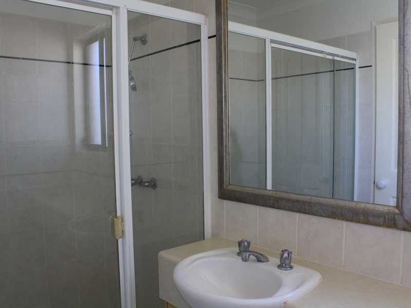 33A/64 Gilston Rd, Nerang QLD 4211