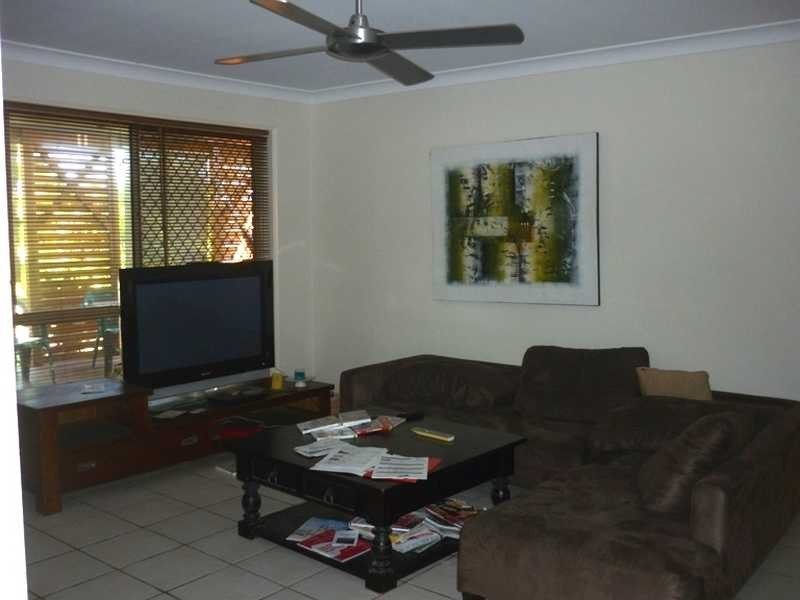 2/14 Styer Cct, Burleigh Waters QLD 4220