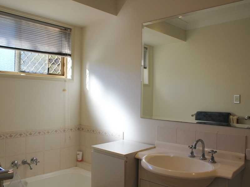 14 Styer Cct, Burleigh Waters QLD 4220