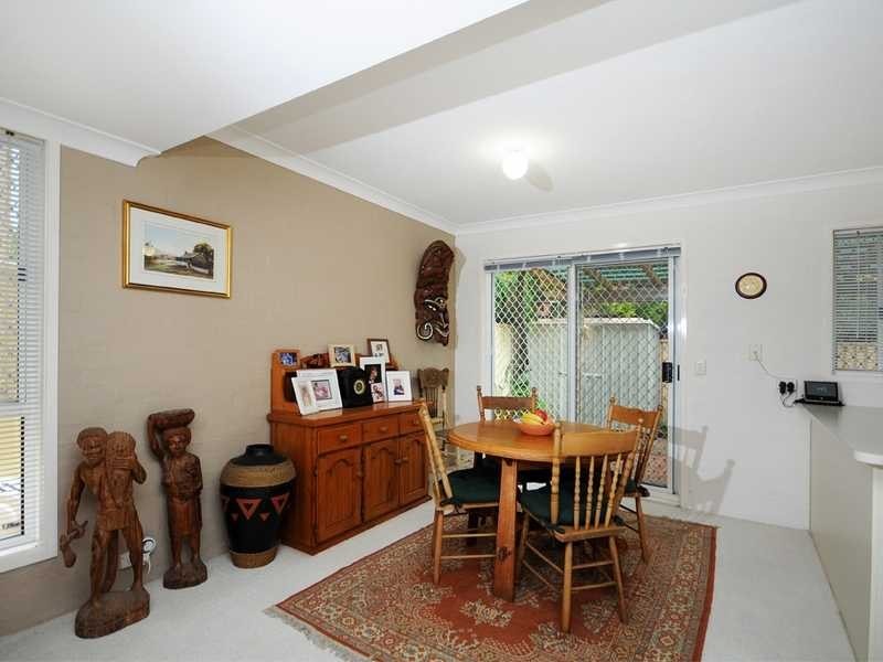 20/13 Brown St, Labrador QLD 4215