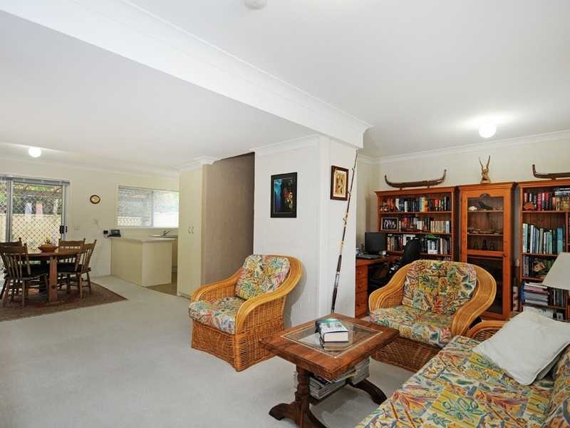 20/13 Brown St, Labrador QLD 4215