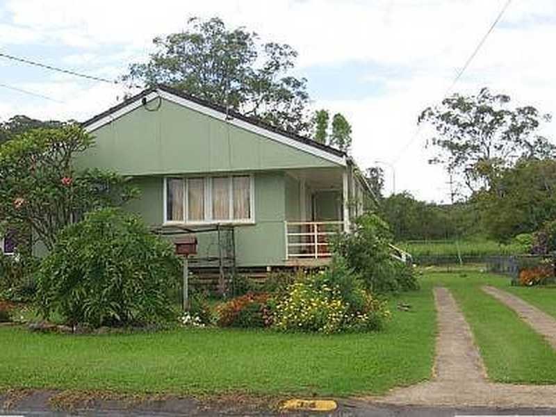 34 Herbert Street, Currumbin Waters QLD 4223