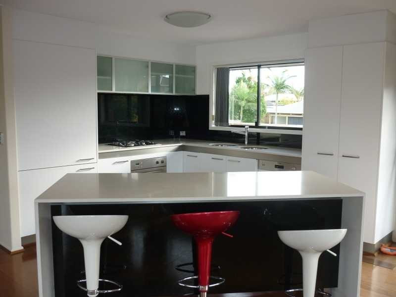 14 Bixa St, Southport QLD 4215