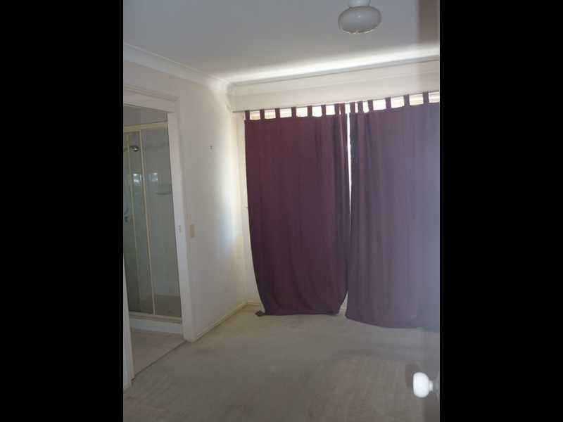 1/2 Snowgum Street, Burleigh Waters QLD 4220