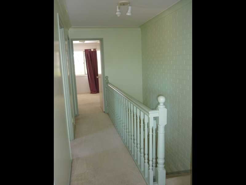 1/2 Snowgum Street, Burleigh Waters QLD 4220