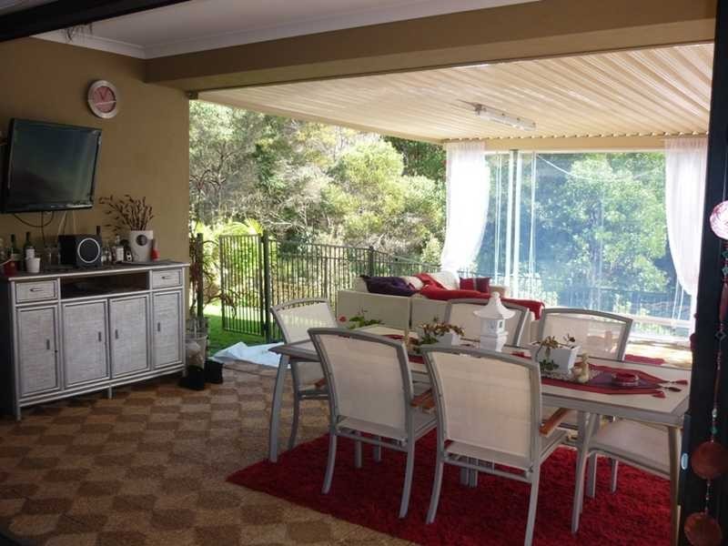 11 Laura Place, Varsity Lakes QLD 4227