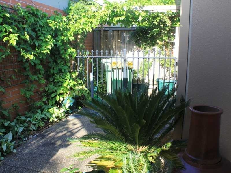 64A/64 Gilston Rd, Nerang QLD 4211