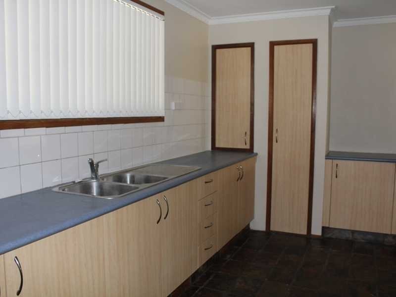 21 Narrabri Court, Gaven QLD 4211