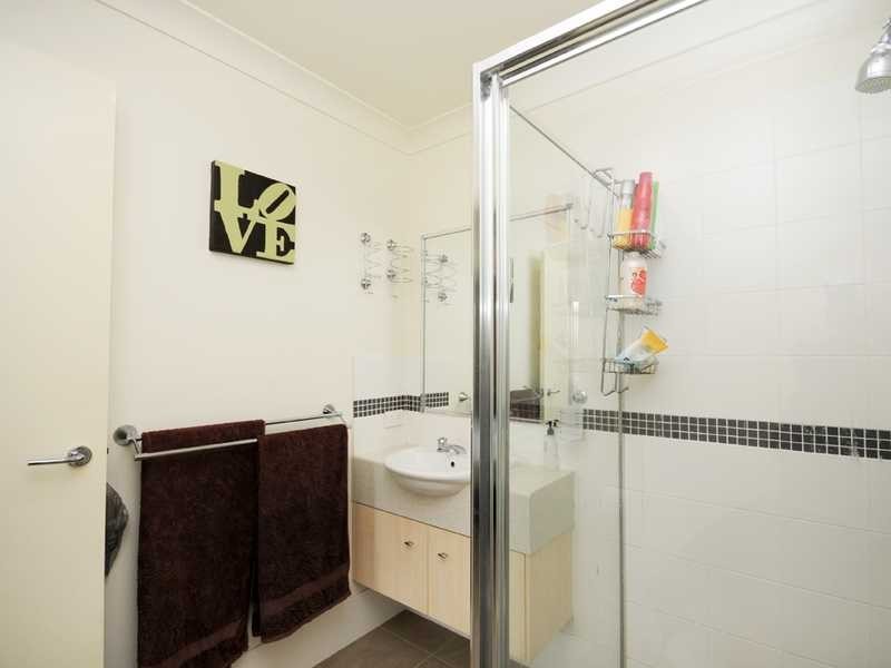 2/15 Blossom Street, Pimpama QLD 4209