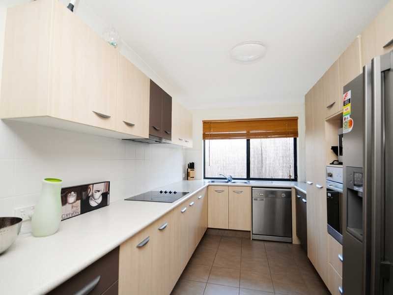 2/15 Blossom Street, Pimpama QLD 4209