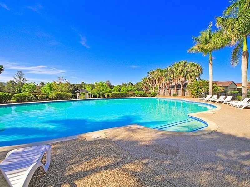 216/64 Gilston Road, Nerang QLD 4211