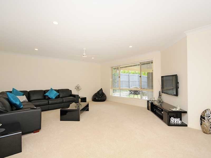 6 Worth Ct, Upper Coomera QLD 4209