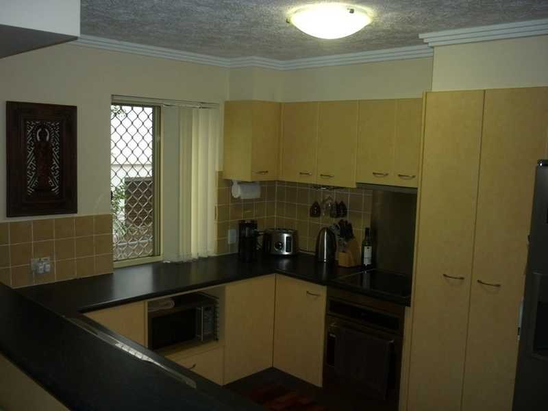 3/18-20 Stephen Street, Burleigh Heads QLD 4220
