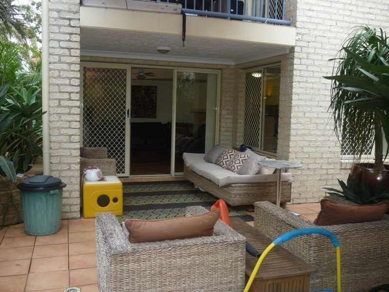 3/18-20 Stephen Street, Burleigh Heads QLD 4220