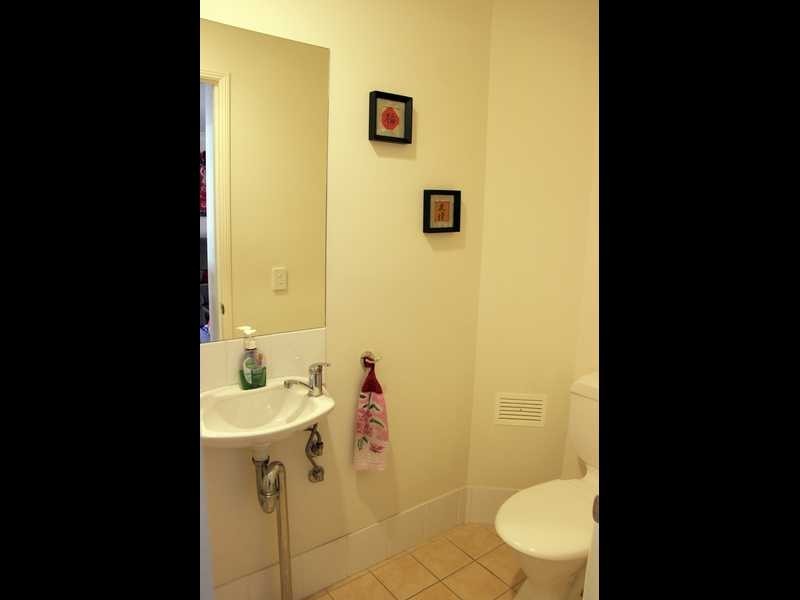 242/64 Gilston Road, Nerang QLD 4211