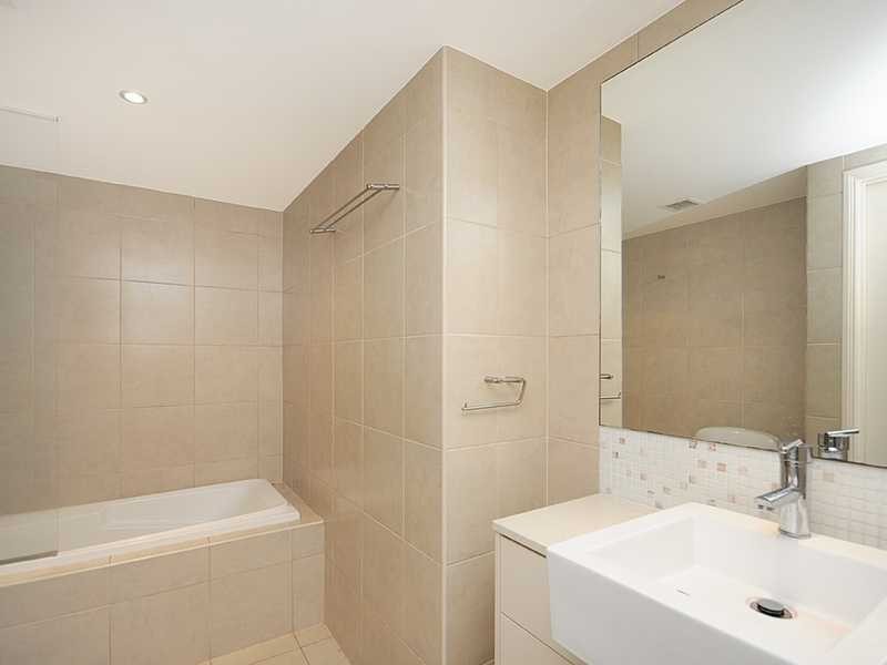 1302/12 Executive Drive, Burleigh Waters QLD 4220