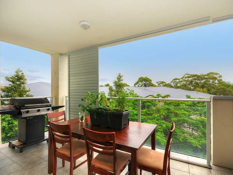 1302/12 Executive Drive, Burleigh Waters QLD 4220