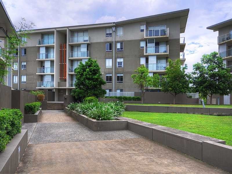 1302/12 Executive Drive, Burleigh Waters QLD 4220