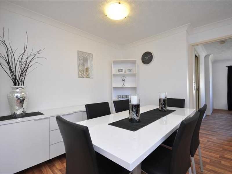5/217-219 Scarborough Street, Southport QLD 4215