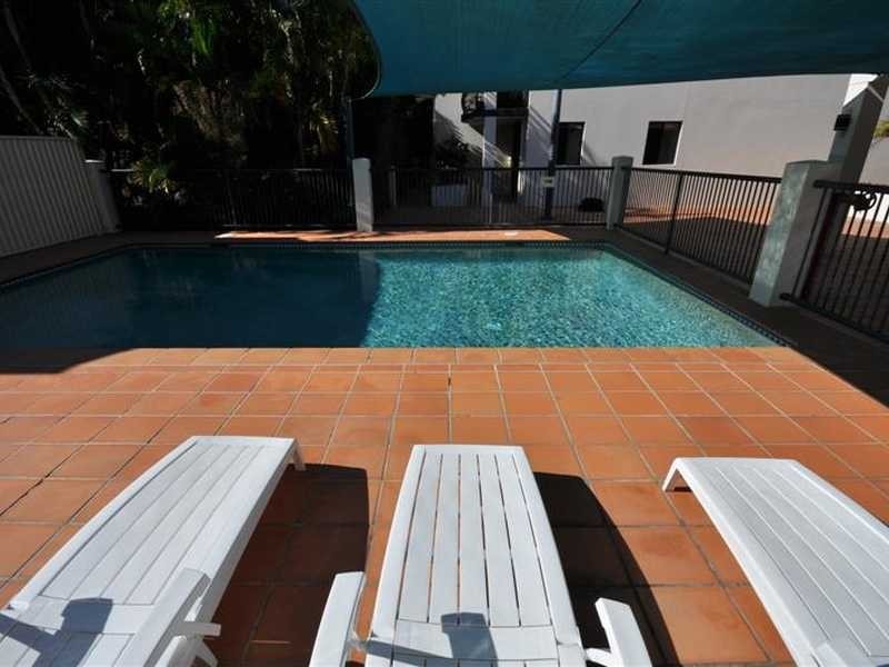 5/217-219 Scarborough Street, Southport QLD 4215