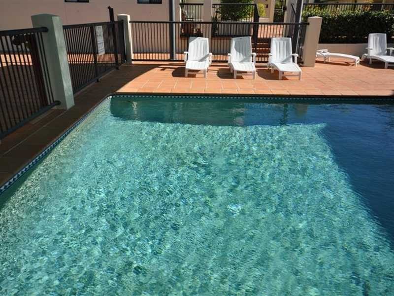 5/217-219 Scarborough Street, Southport QLD 4215