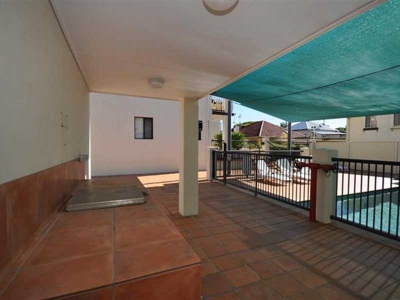 5/217-219 Scarborough Street, Southport QLD 4215