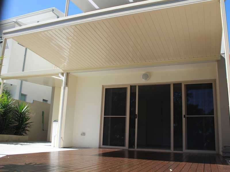 8 Reserve Street, Burleigh Heads QLD 4220