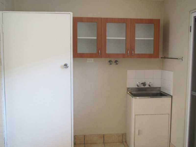 4/18-20 Peerless Ave, Mermaid Beach QLD 4218