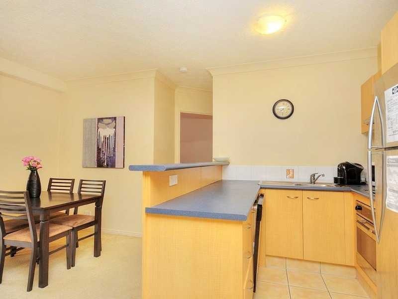 290/2360 Gold Coast Hwy, Mermaid Waters QLD 4218