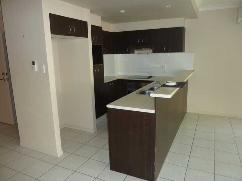 94/1 Sauvignon Parade, Upper Coomera QLD 4209