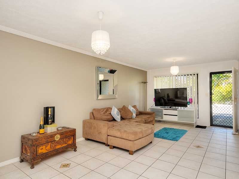 2/6-8 Warbler Parade, Burleigh Waters QLD 4220