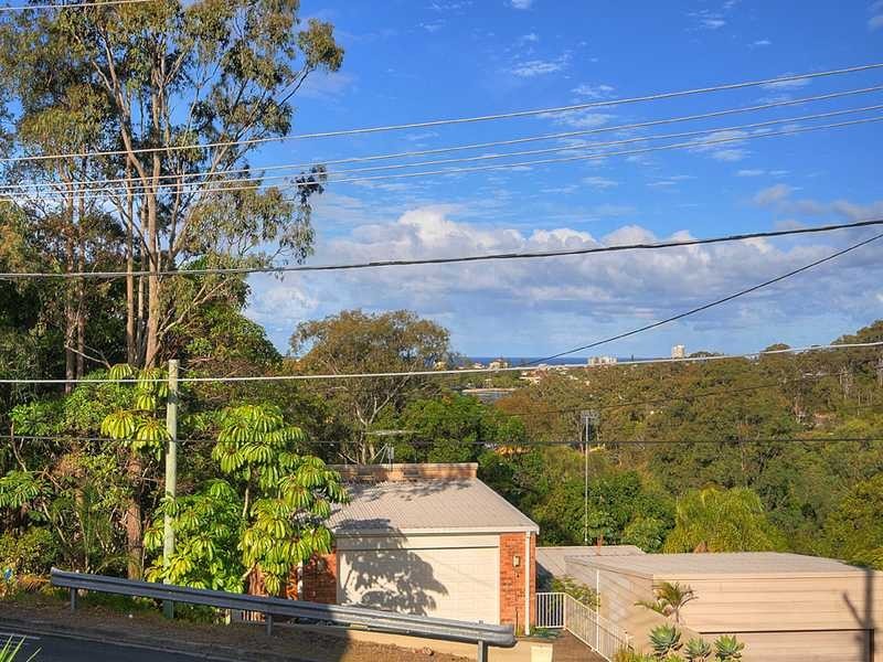 8 Reserve Street, Burleigh Heads QLD 4220