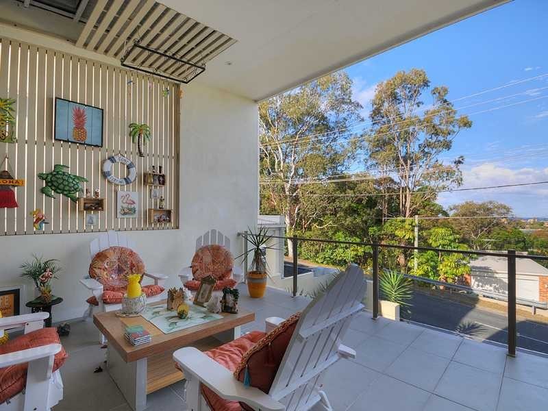 8 Reserve Street, Burleigh Heads QLD 4220