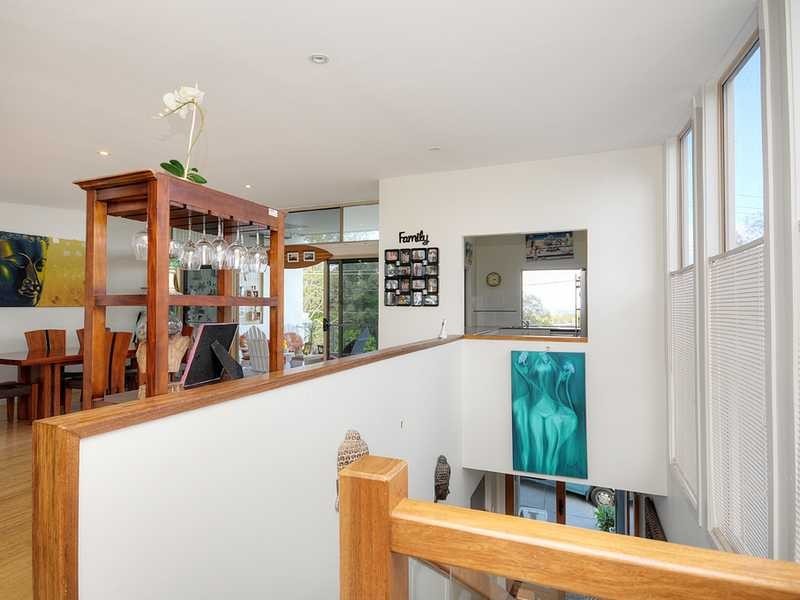 8 Reserve Street, Burleigh Heads QLD 4220
