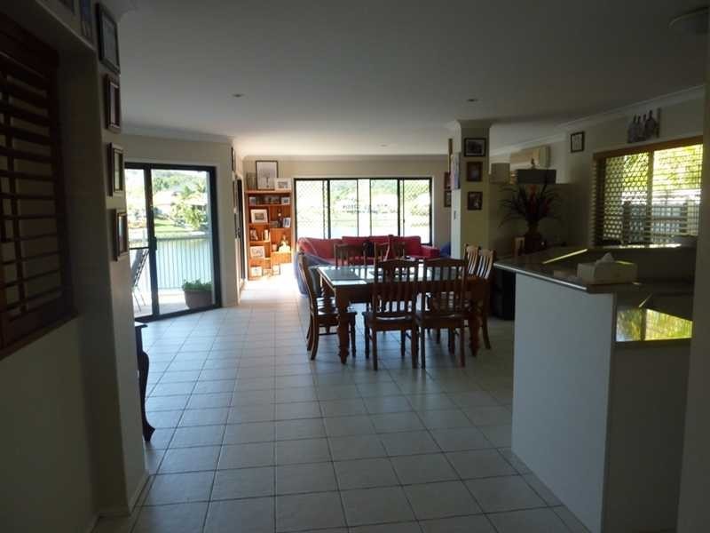7 Palmyra Court, Burleigh Waters QLD 4220