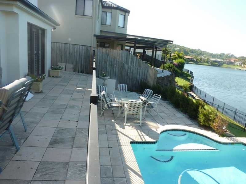 7 Palmyra Court, Burleigh Waters QLD 4220