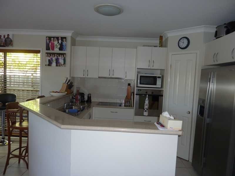 7 Palmyra Court, Burleigh Waters QLD 4220