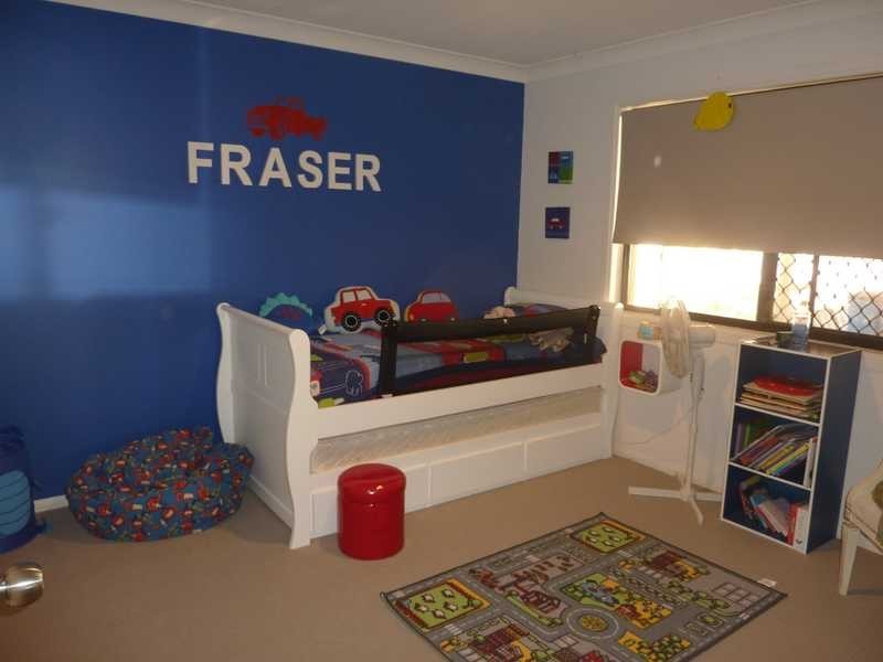 12 Bronzewing Close, Elanora QLD 4221